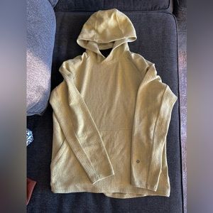 Men’s Lululemon At Ease Pullover (Medium)